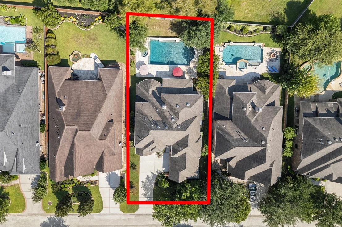 Photo of 203 Greylake Place