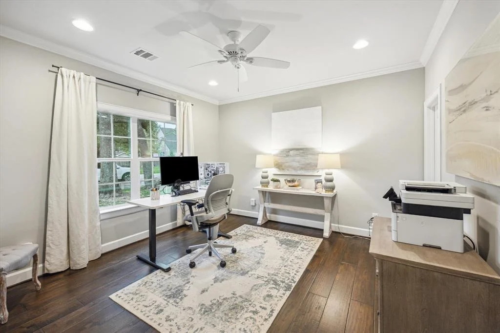 Photo of 1605 Cranway Drive