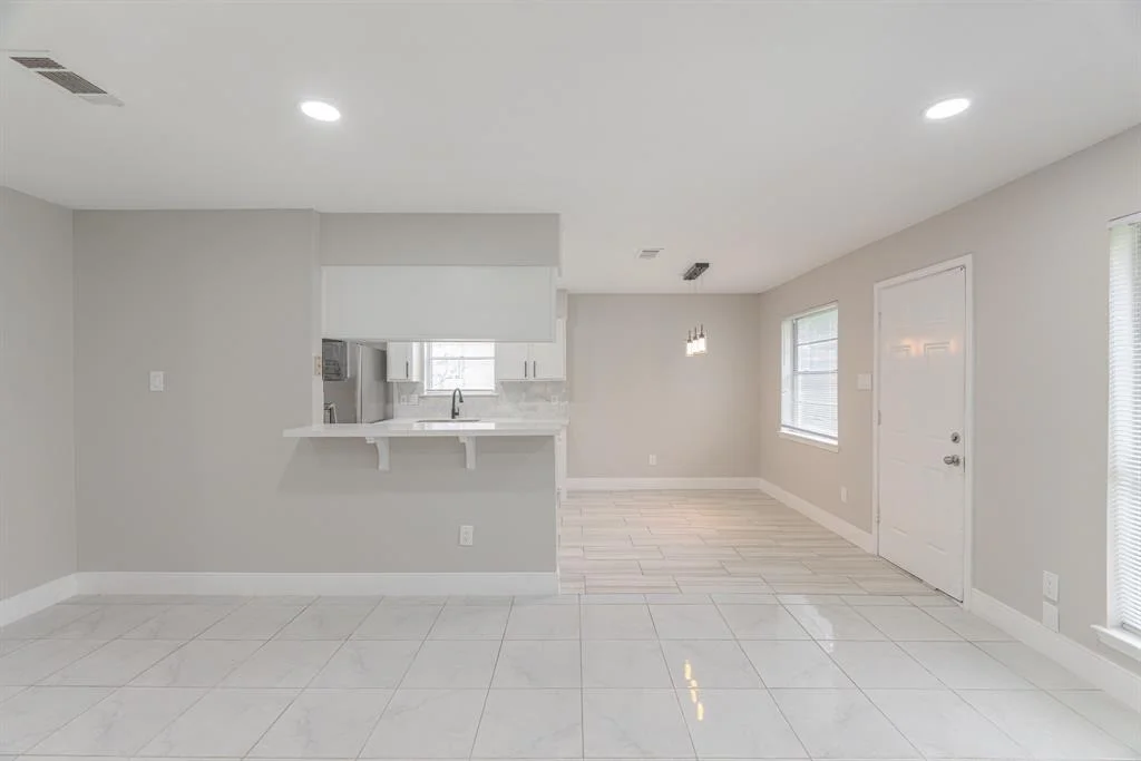 Photo of 522 Soft Shadows Lane