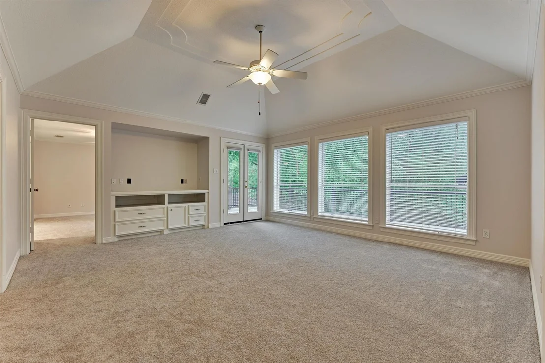 Photo of 168 W Shadowpoint Circle