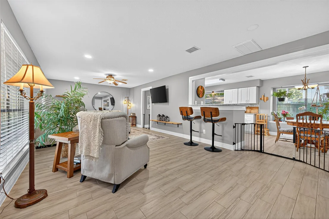 Photo of 2901 Maple Knoll Drive