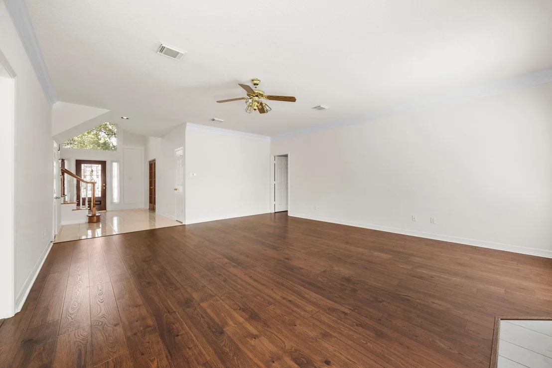 Photo of 911 Old Valley Way