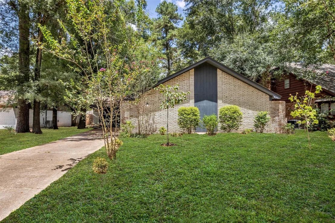 Photo of 2023 Shadow Rock Drive