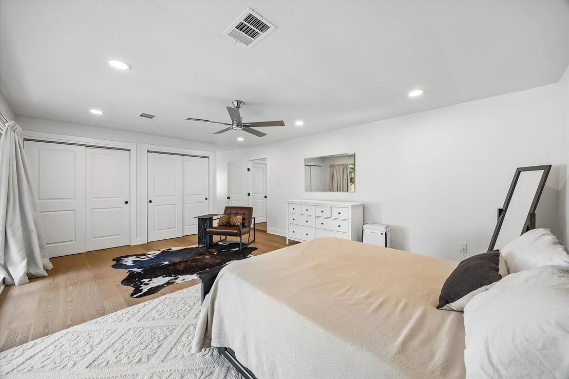 Photo of 2018 Libbey Drive