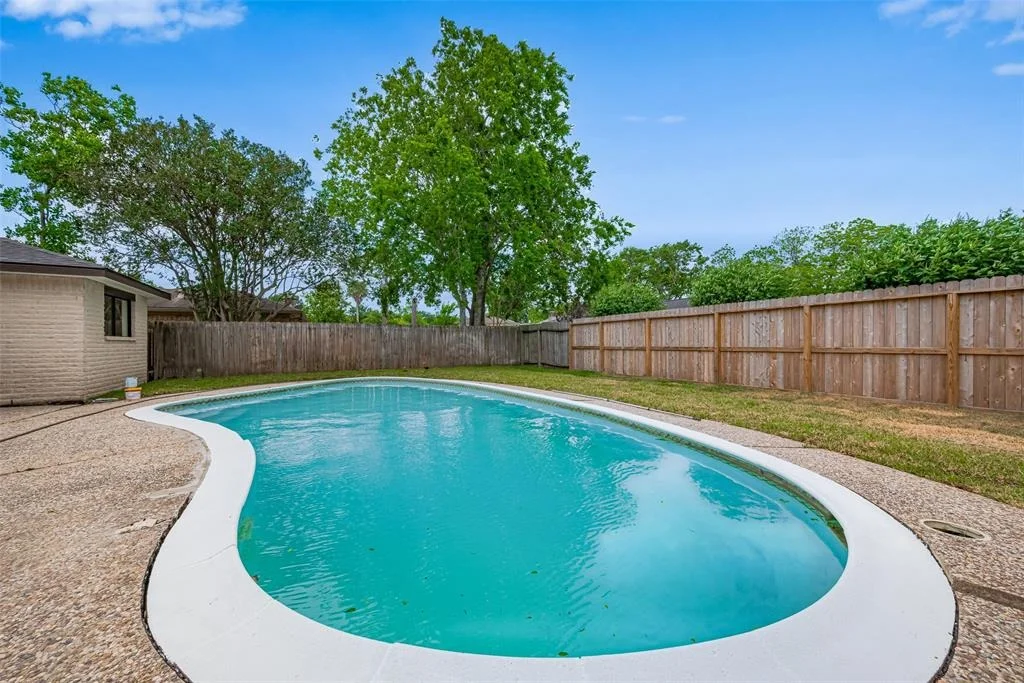 Photo of 839 Voyager Drive