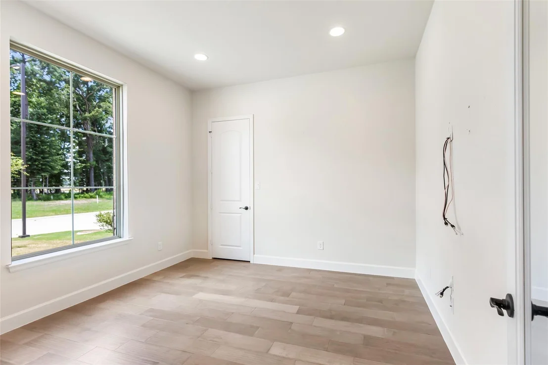 Photo of 21873 Otter Point Lane