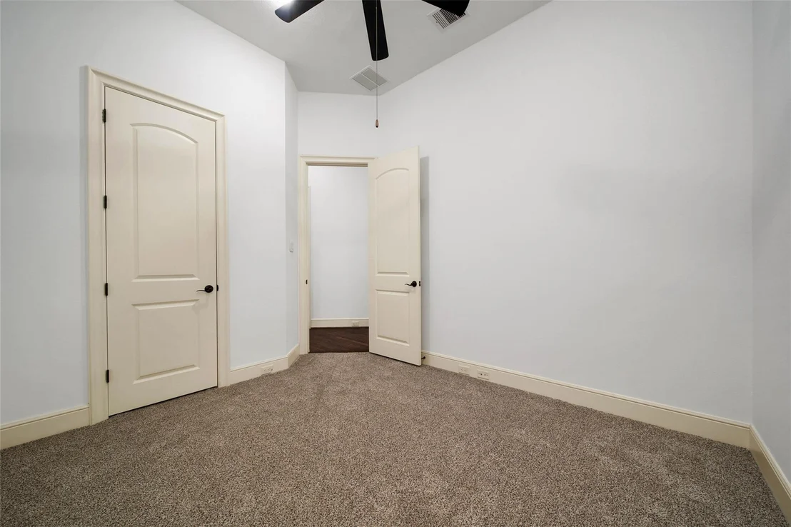 Photo of 5202 Creekland Circle