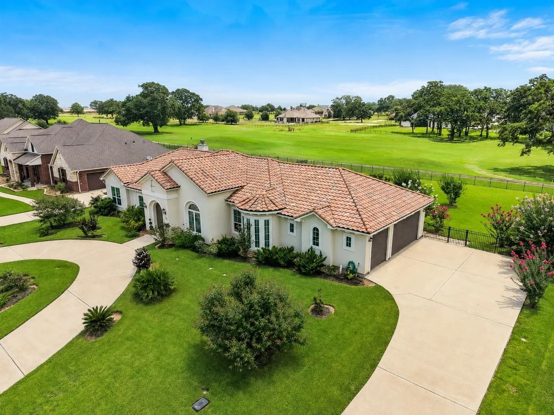 Photo of 230 Lawrence Marshall Drive