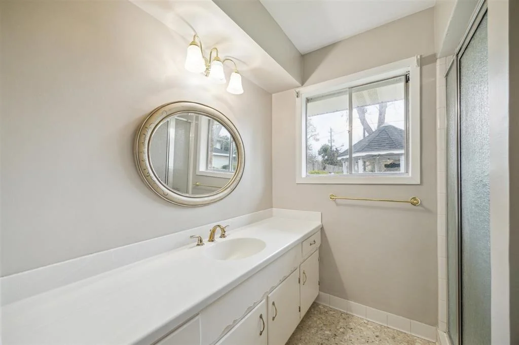 Photo of 10010 Balmforth Lane