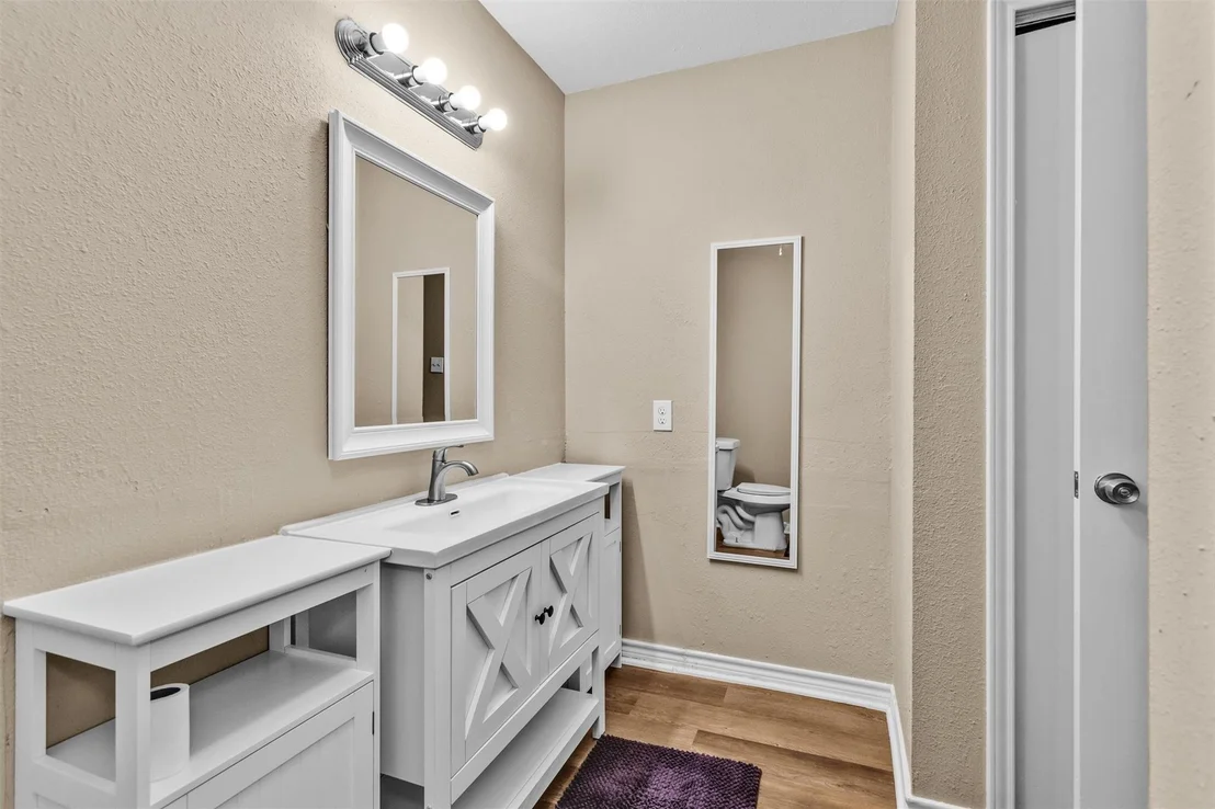 Photo of 13677 Hillcrest Manor Drive