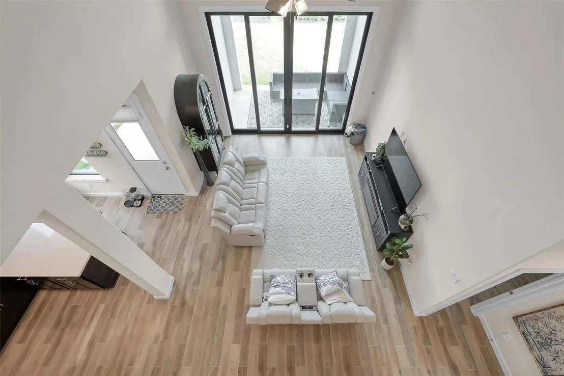 Photo of 6718 Waxbill Road