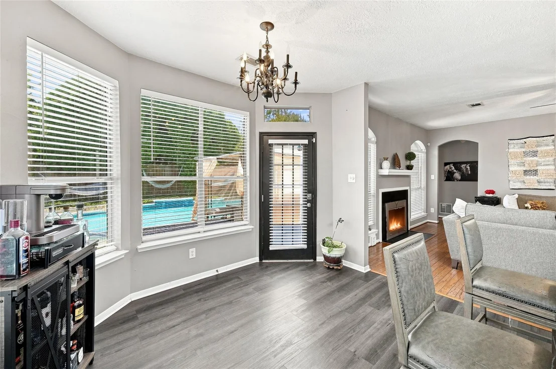 Photo of 10827 Oak Acres Drive