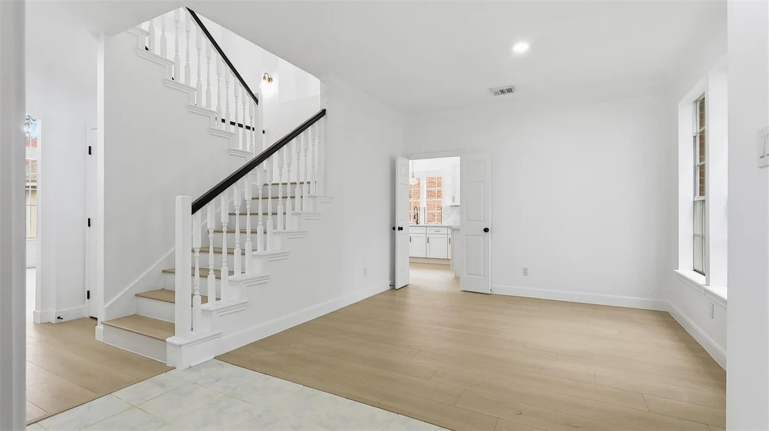 Photo of 1410 Rosemeadow Drive