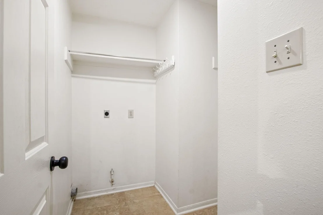 Photo of 5013 Parkcrest Drive