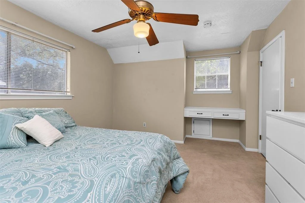 Photo of 5934 Foresthaven Drive
