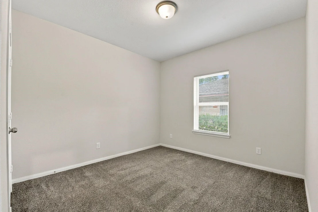 Photo of 2150 Mosher Lane