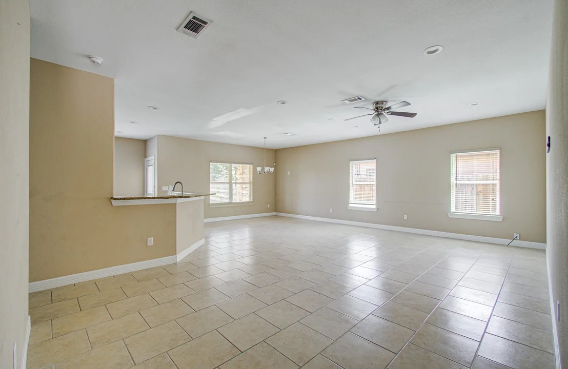 Photo of 406 Elm Lake Drive