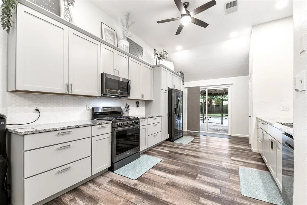 Photo of 12223 Paddock Way