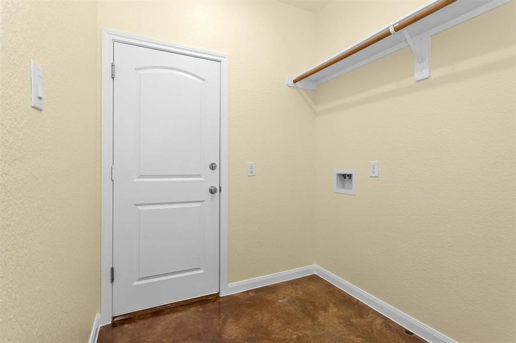 Photo of 15704 Sycamore Drive