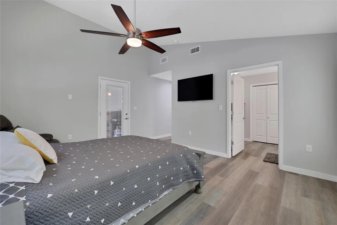 Photo of 70 N Royale Greens Drive