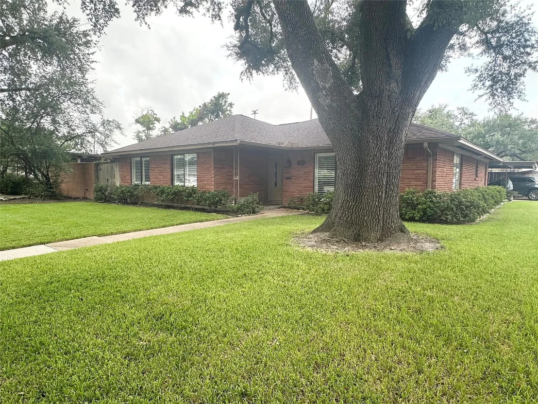 Photo of 2123 Ridgecrest Drive