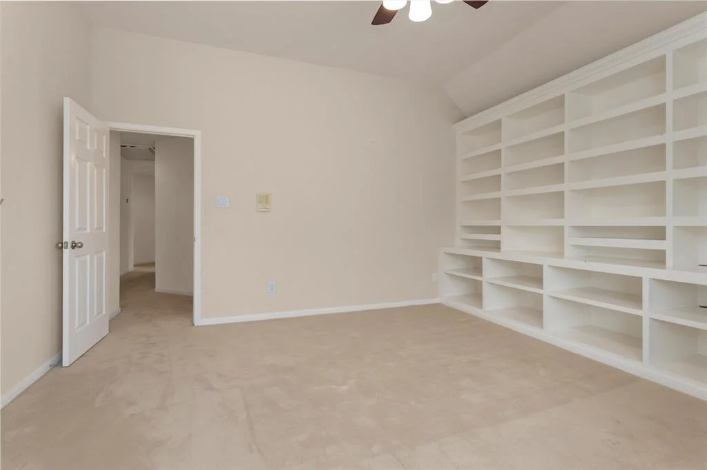 Photo of 2911 E Lake Falls Circle