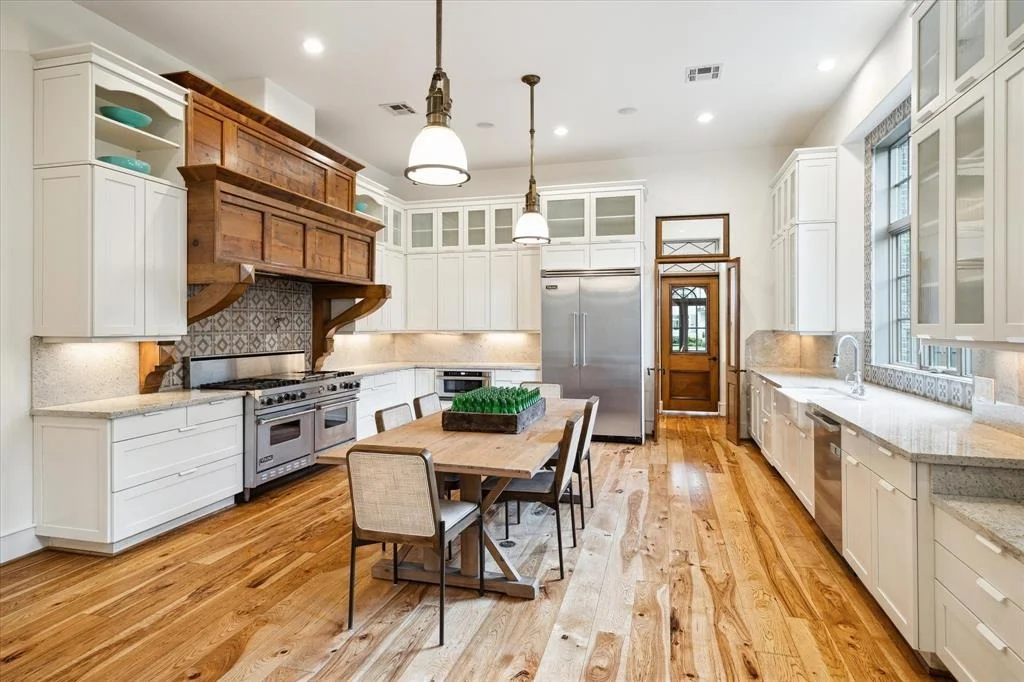 Photo of 5309 Cherokee Street