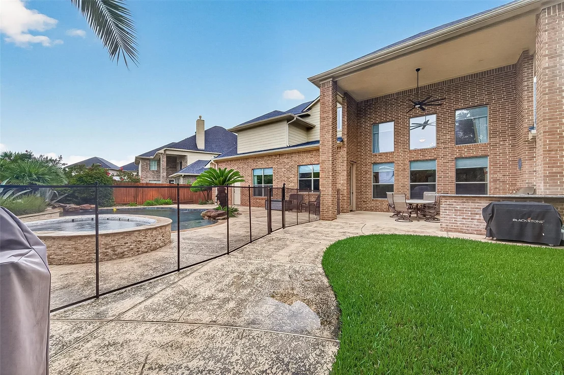 Photo of 2414 Fairbreeze Drive