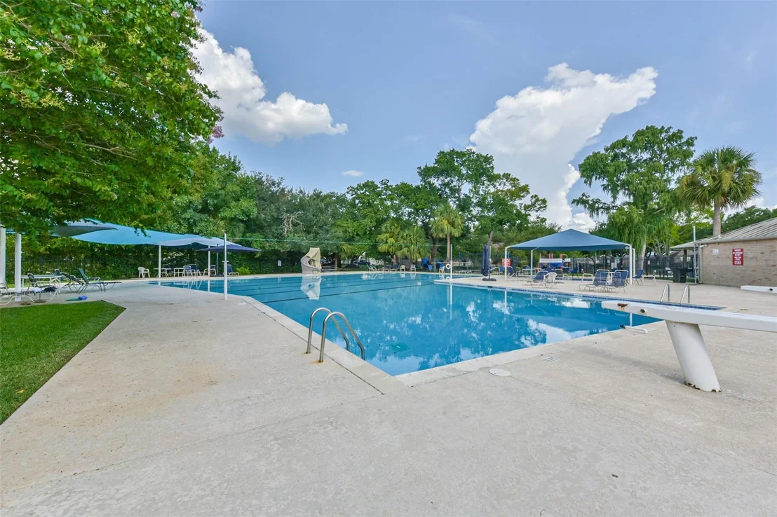 Photo of 1811 Rushbrook Drive