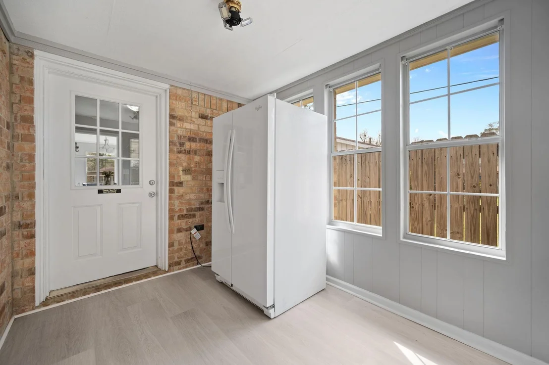 Photo of 23243 Laura Lane