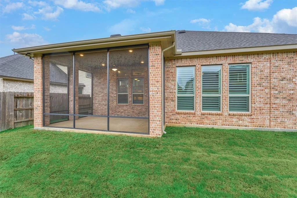 Photo of 553 Rolling Brook Lane