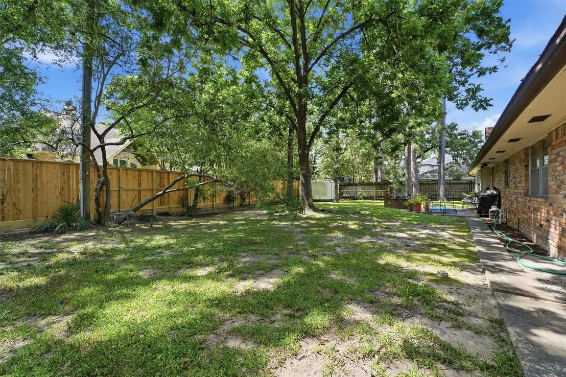 Photo of 823 Saint George Lane