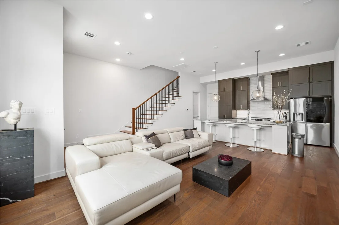 Photo of 2408 Gray Street