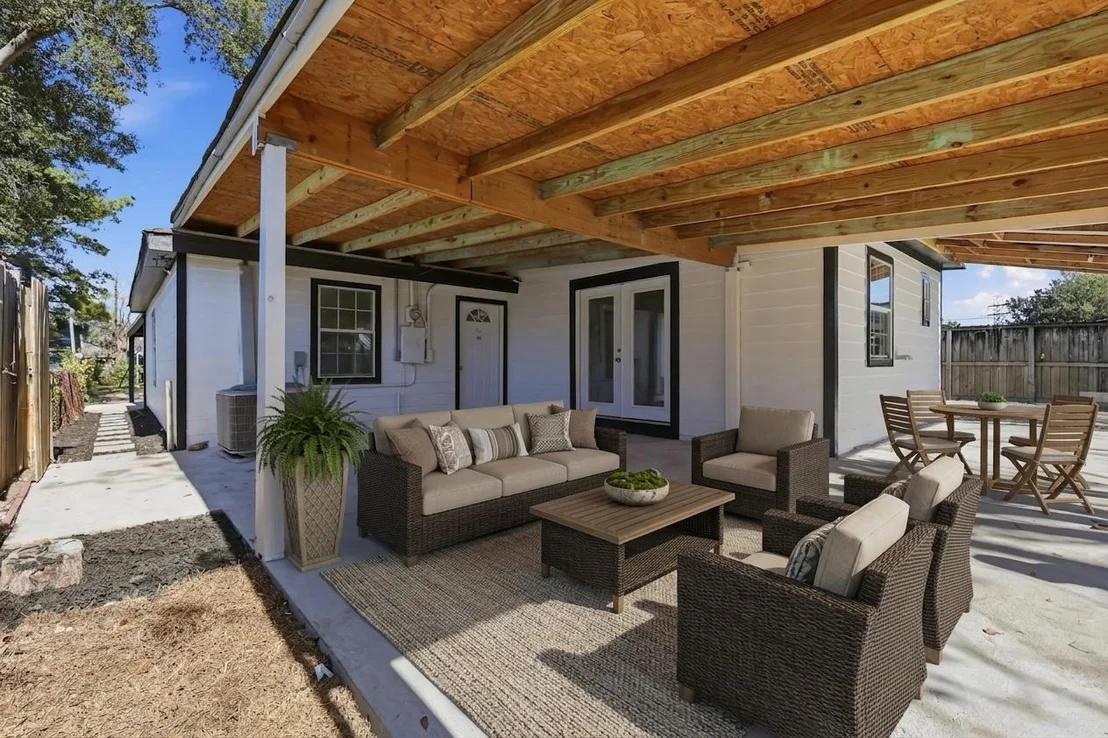 Photo of 2716 Windsor Lane