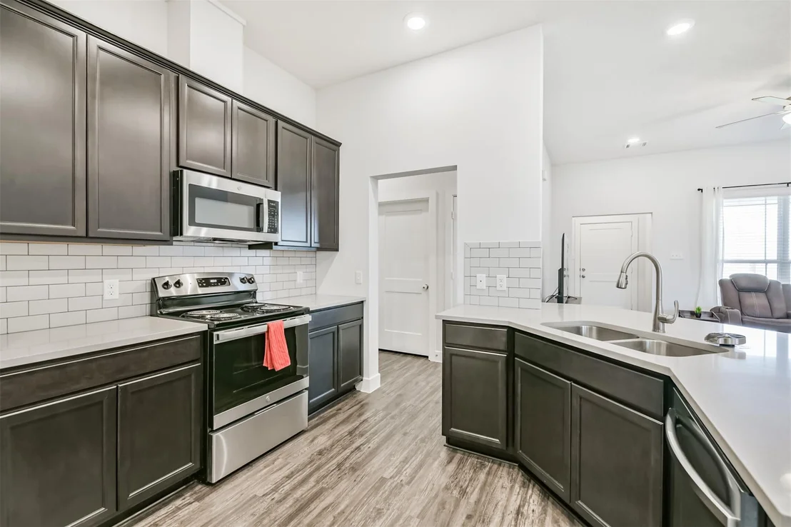 Photo of 260 Shoreview Drive