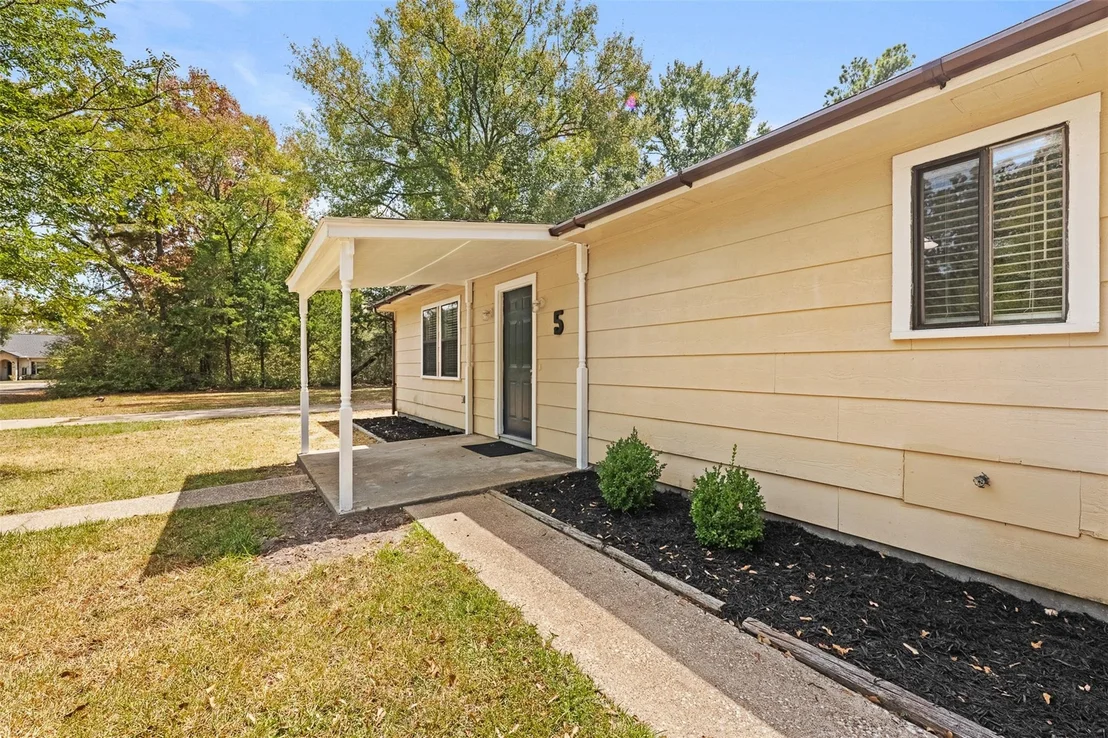 Photo of 5 Top Flite Lane
