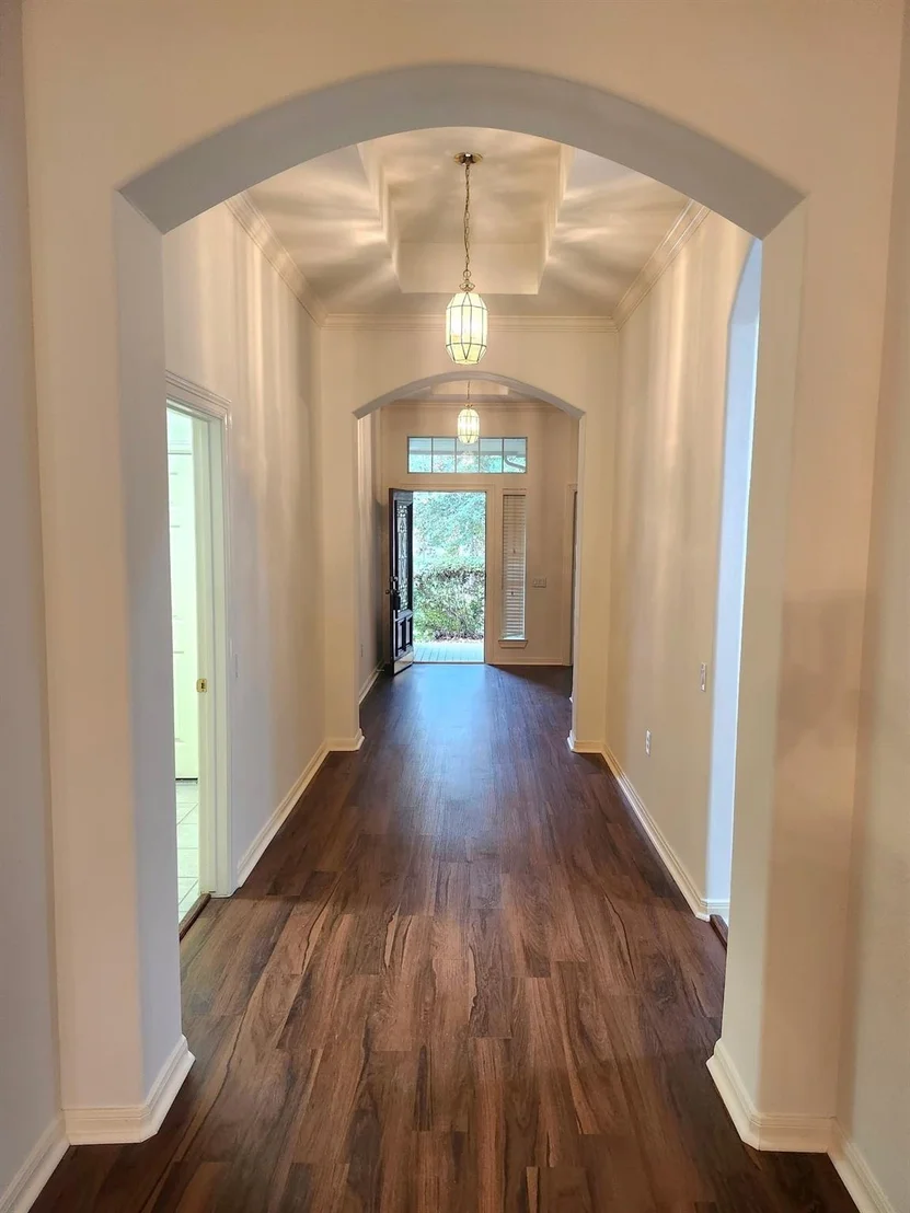 Photo of 43 N Belfair Place