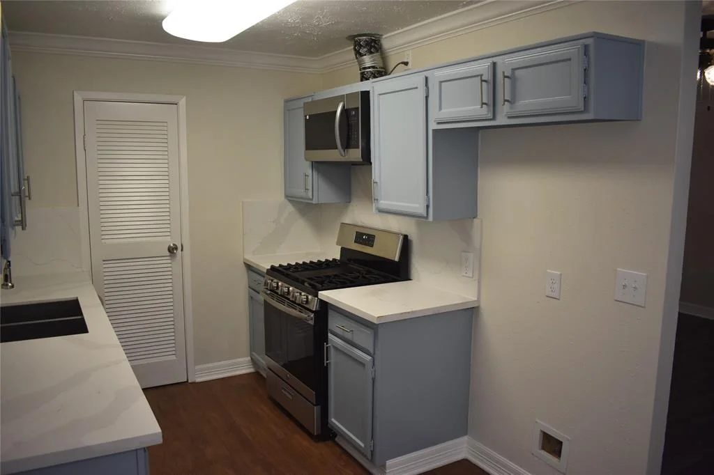 Photo of 1702 Harrison Court