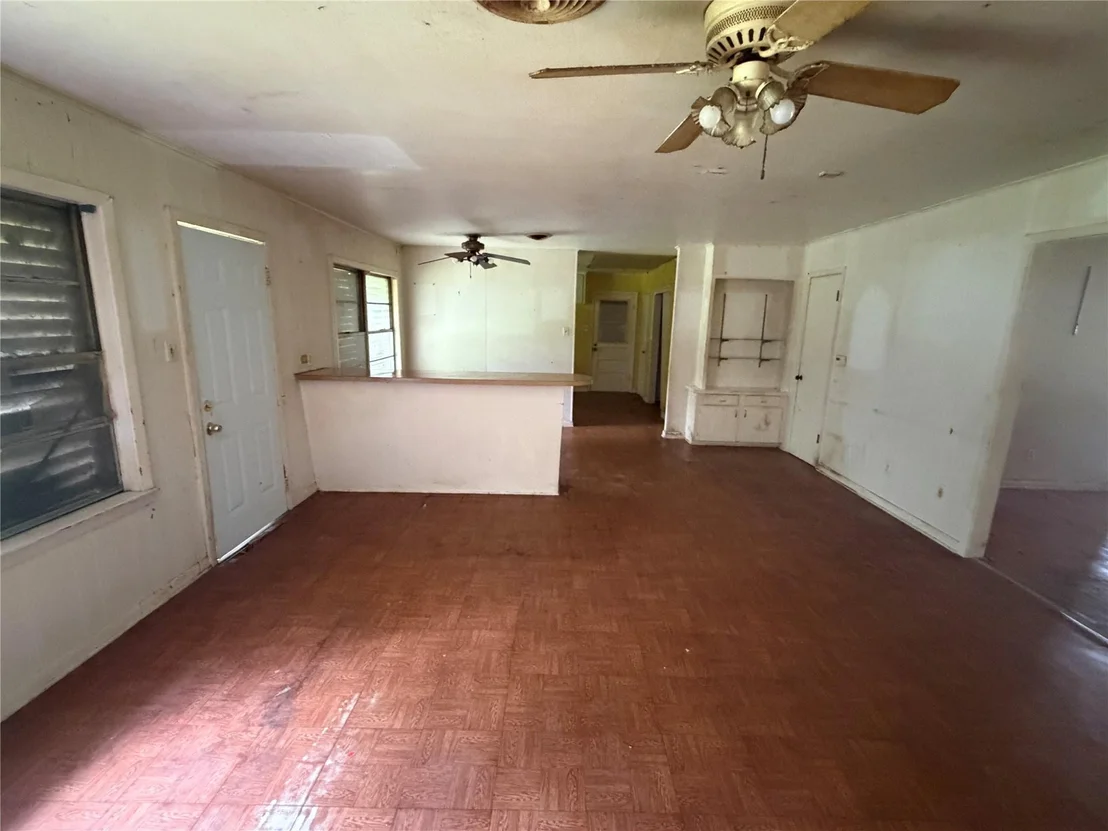 Photo of 1301 N Vauthier Lane