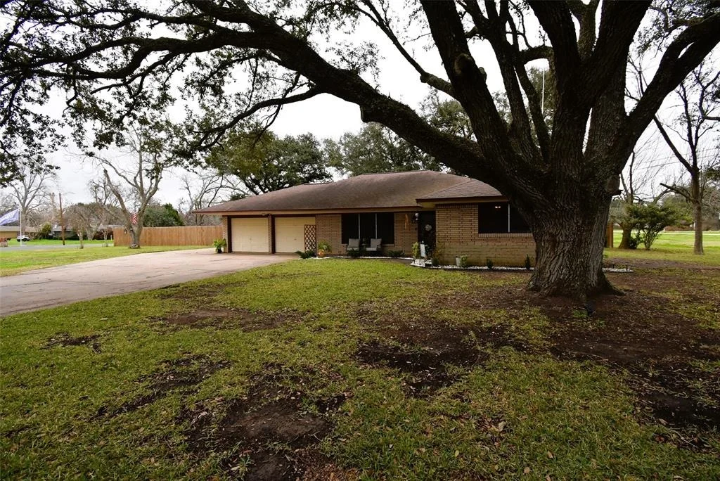 Photo of 304 Lily Lane