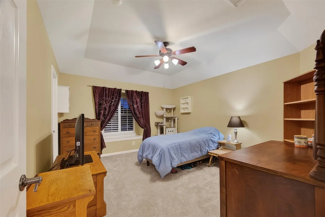 Photo of 14327 Norhill Pointe Drive
