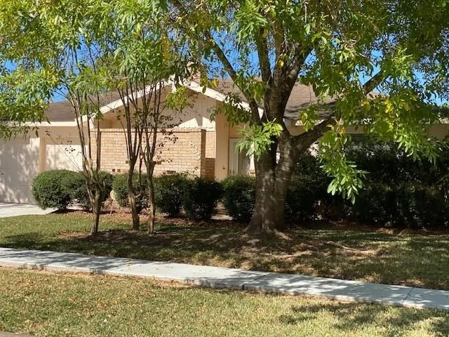 Photo of 835 Seafoam Road