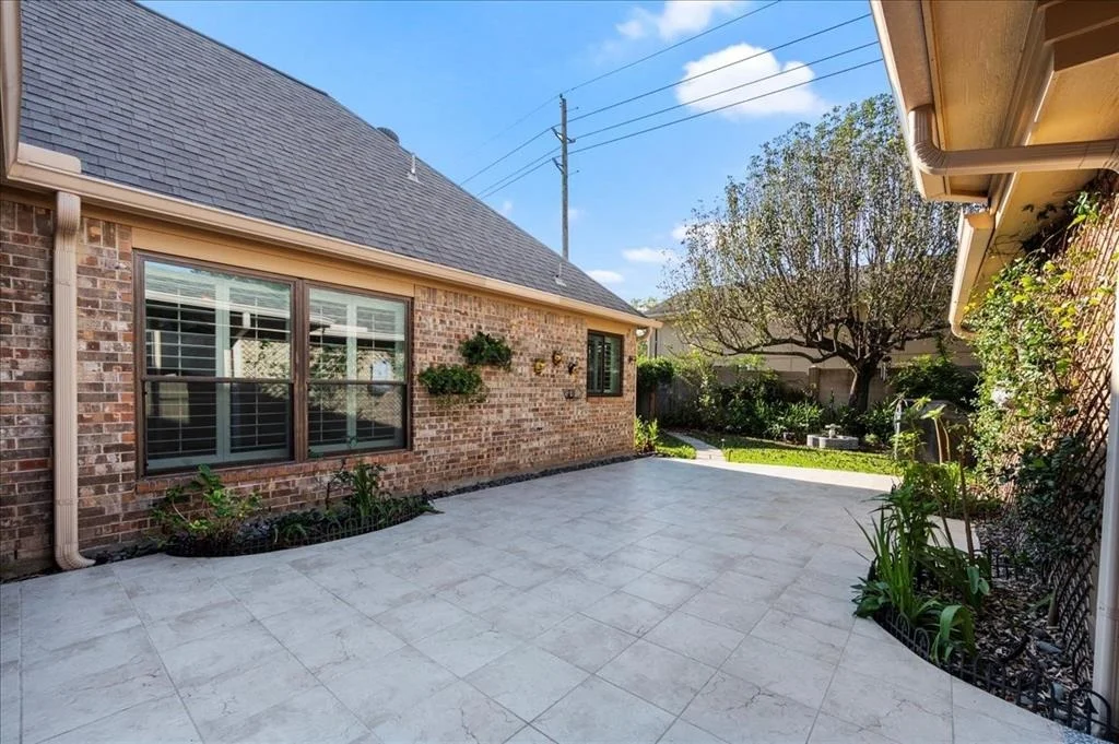 Photo of 4327 Brook Shadow Drive