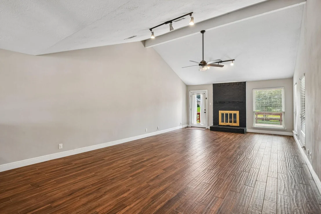 Photo of 2703 Shady Lane