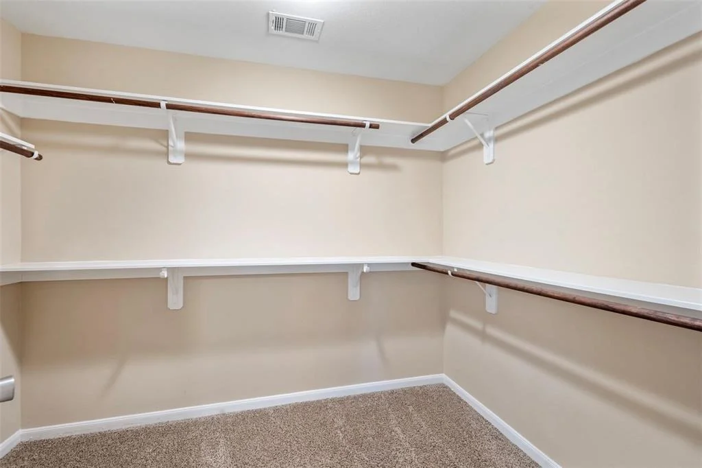 Photo of 98 Fordland Estate Drive