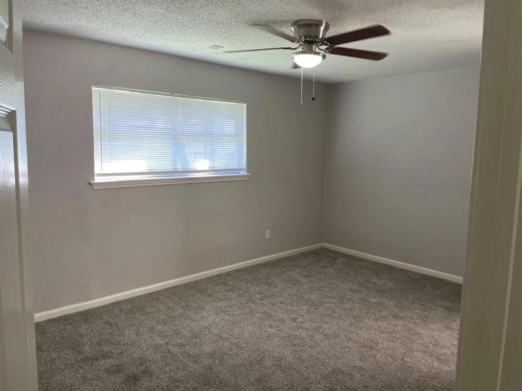 Photo of 4914 Fairgreen Lane