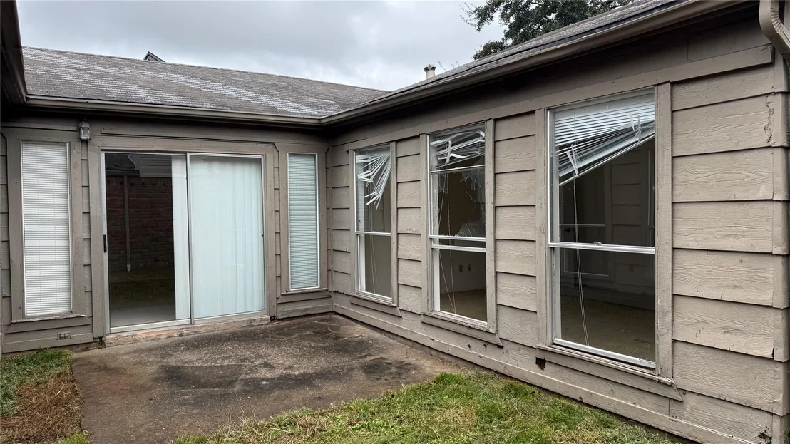 Photo of 4227 Willow Beach Drive