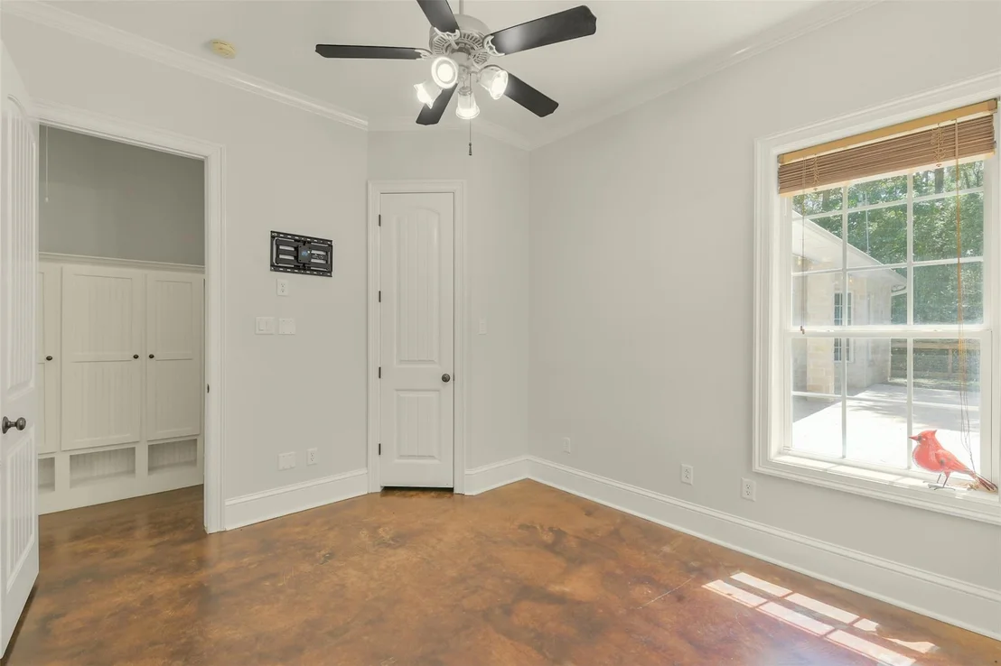 Photo of 4046 Highland Pass
