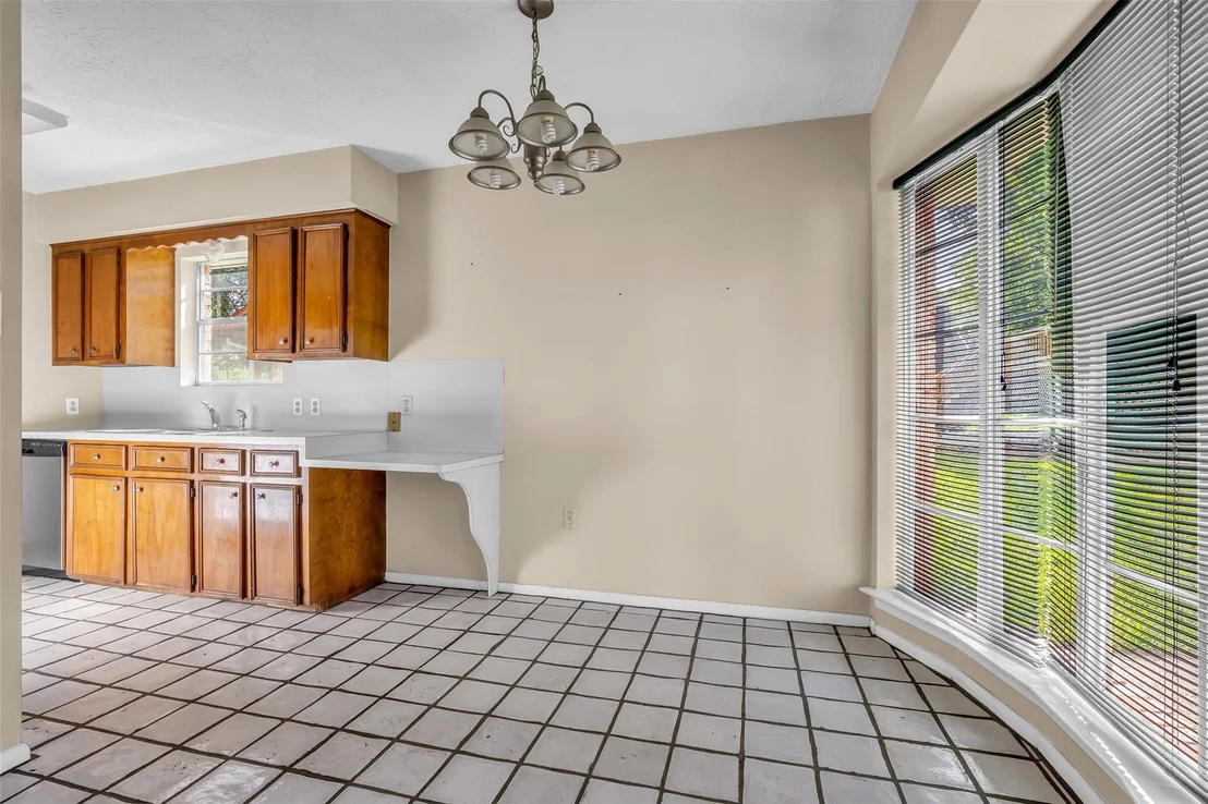Photo of 168 Greenleaf Lane