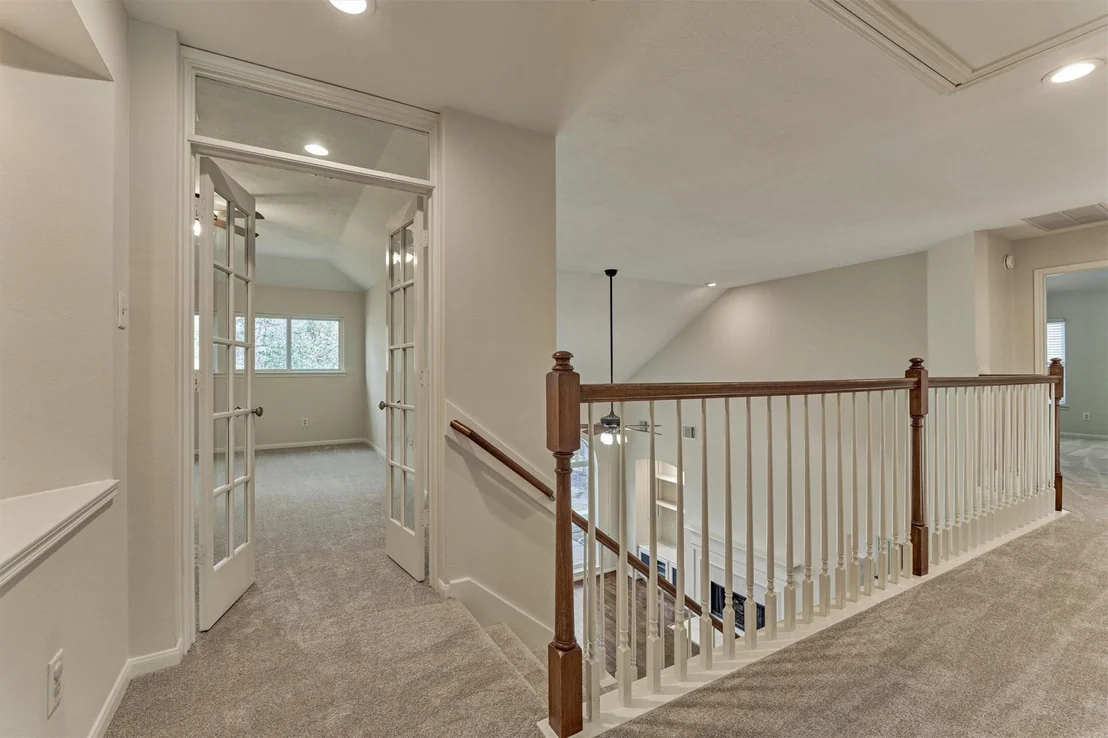 Photo of 18 Gallant Oak Place
